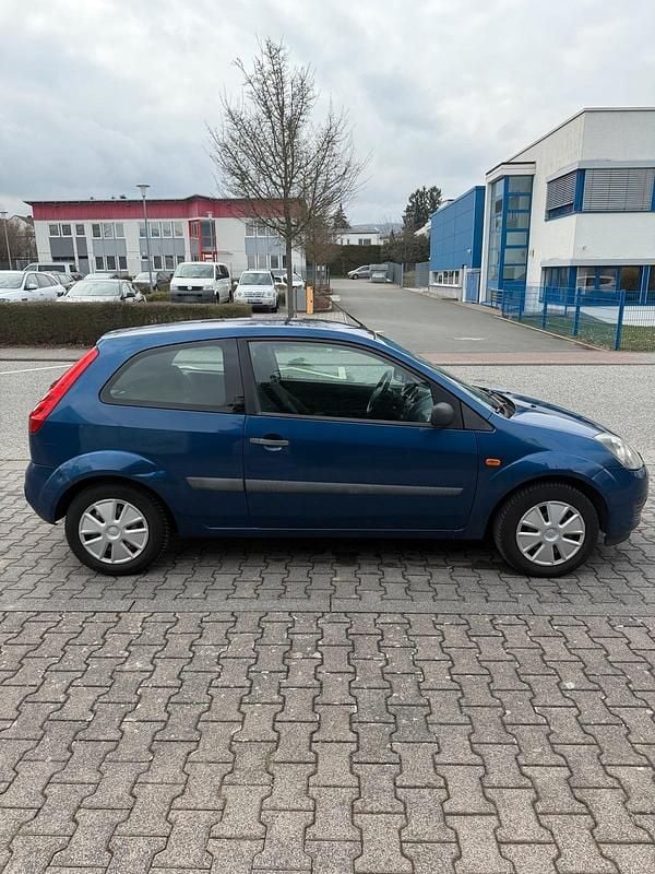 Gebraucht Ford Fiesta 69 PS (50 kW) 2007 Blau Kleinwagen