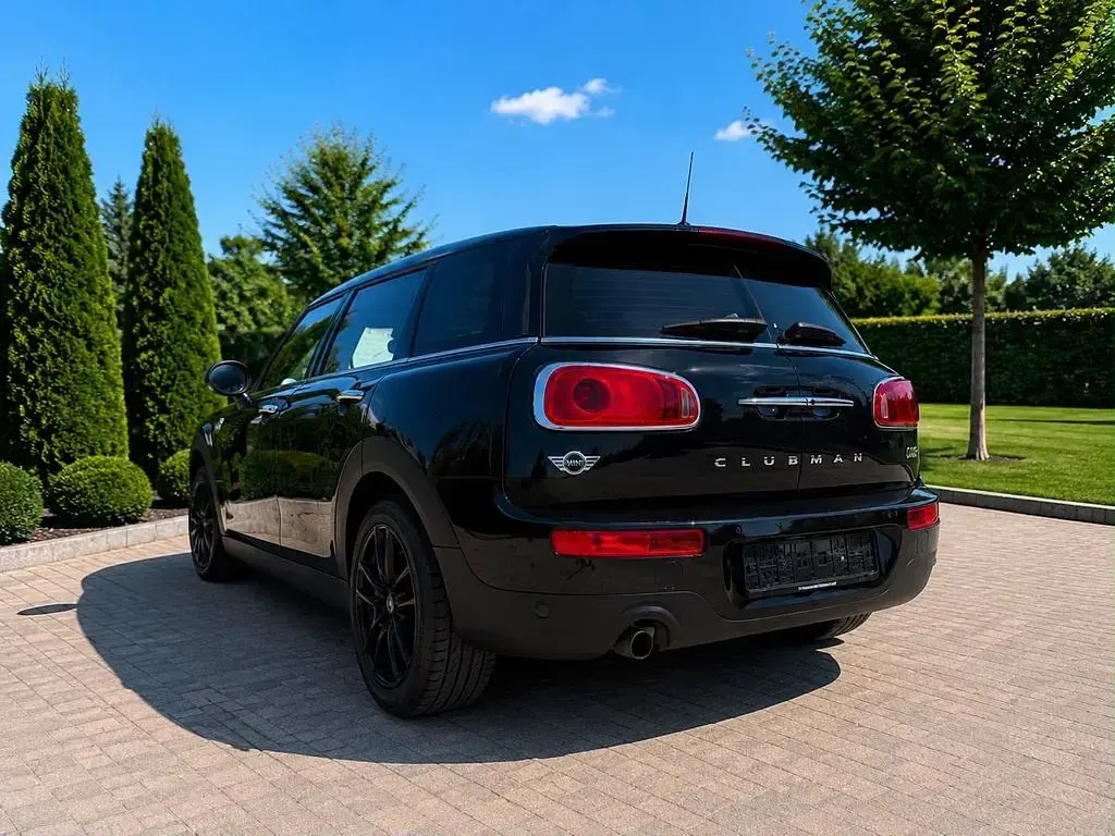 Gebraucht Mini One Clubman Essential 102 PS (75 kW) 2019 Schwarz Kombi