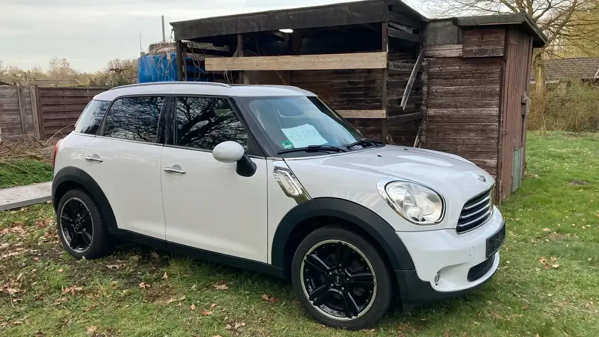 Gebraucht Mini Countryman 125 PS (91 kW) 2011 Weiß SUV