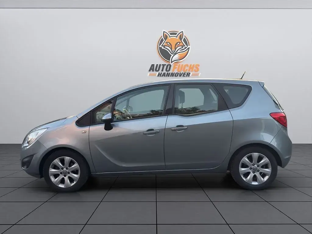 Używany Opel Meriva S 120 KM (88 kW) 2011 Szary Minivan