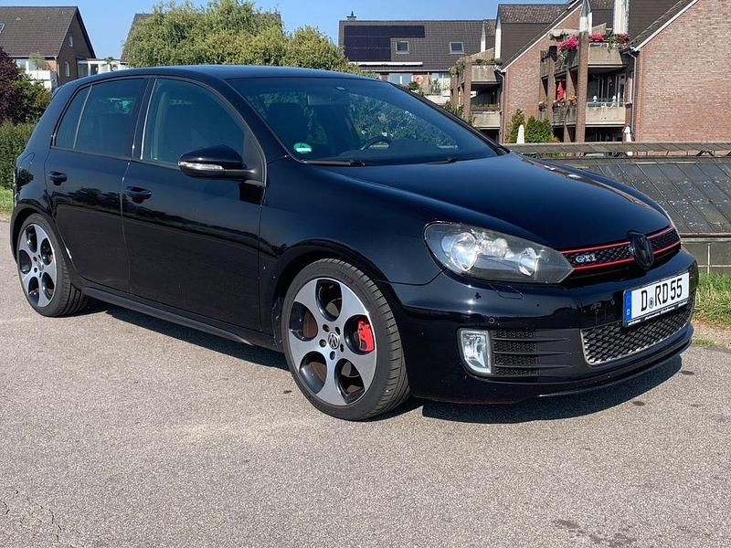 Schwarz Gebraucht 2009 VW Golf VI GTI Limousine | 9.999 € (Fairer Preis) - Bild 1/4