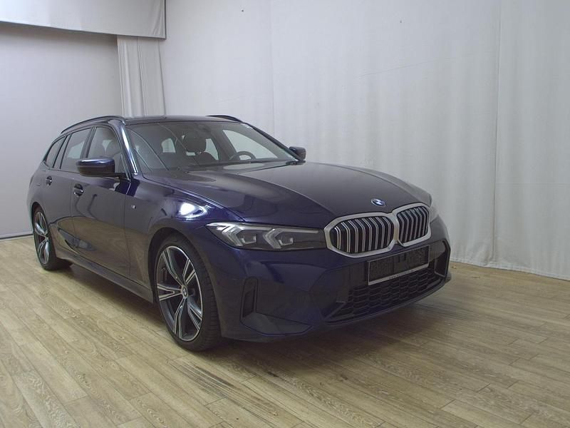 Gebraucht BMW 320 M Sport 190 PS (139 kW) 2022 Blau Kombi