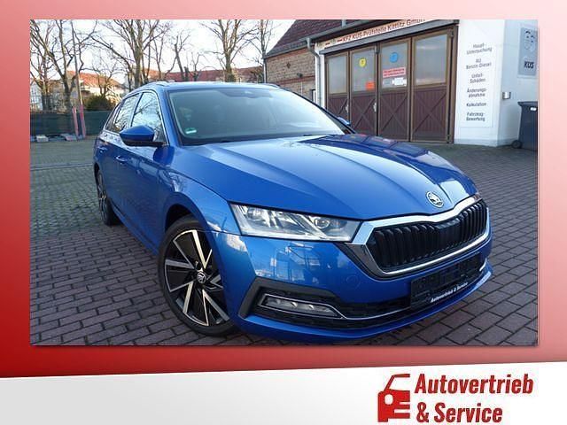 Blau (metallic) Gebraucht 2020 Skoda Octavia Kombi | 20.980 € (Etwas zu teuer) - Bild 1/4