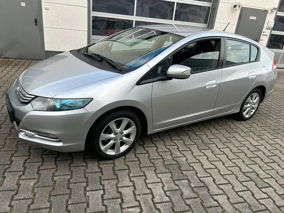 Gebraucht Honda Insight Elegance 90 PS (66 kW) 2009 Silber Kleinwagen