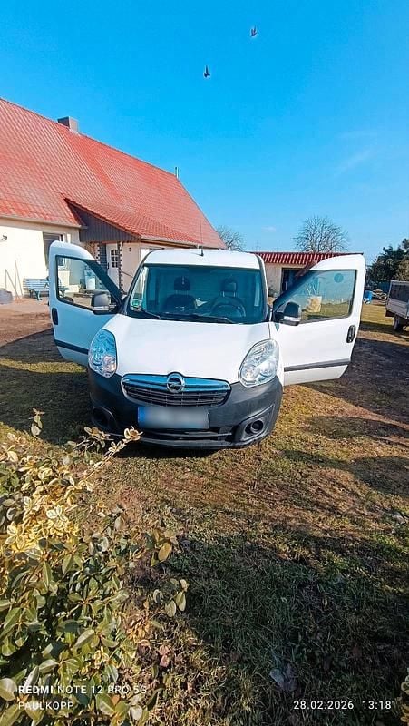 Gebraucht Opel Combo 90 PS (66 kW) 2015 Weiß Van / Kleinbus