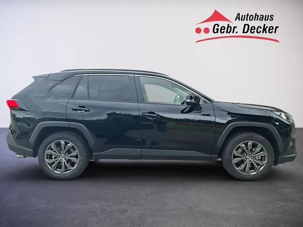 Gebraucht Toyota RAV4 Hybrid 218 PS (160 kW) 2025 Tiefschwarz mica metallic SUV