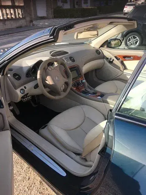 Gebraucht Mercedes SL500 306 PS (225 kW) 2003 Andere farben Cabrio