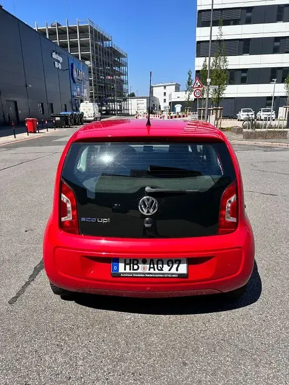 Gebraucht VW up! high up! 68 PS (50 kW) 2012 Rot Kleinwagen