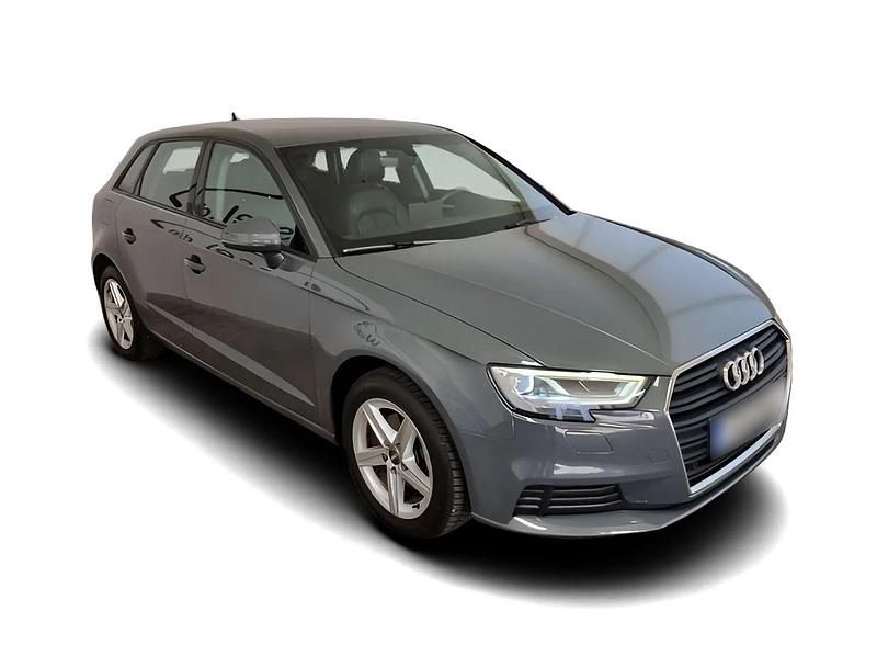 Gebraucht Audi A3 Basis 115 PS (84 kW) 2019 Grau Limousine