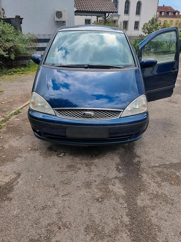 Second-hand Ford Galaxy 116 CP (85 kW) 2004 Albastru Monovolum