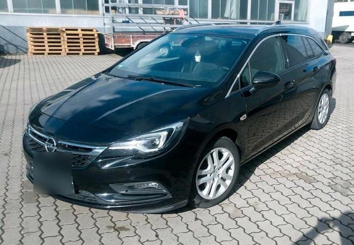 Gebraucht Opel Astra 160 PS (117 kW) 2017 Schwarz Kombi