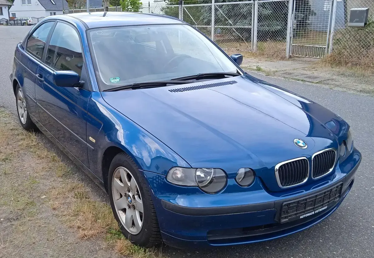 Gebraucht BMW 316 116 PS (85 kW) 2001 Blau Limousine