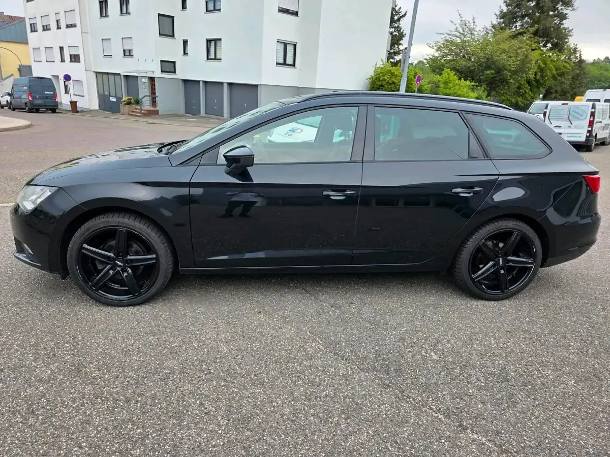 Gebraucht Seat Leon 105 PS (77 kW) 2014 Schwarz Kombi
