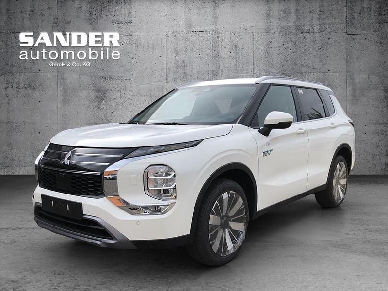Weiß Neu 2025 Mitsubishi Outlander P-HEV Edition SUV | 52.950 € (Fairer Preis) - Bild 1/3