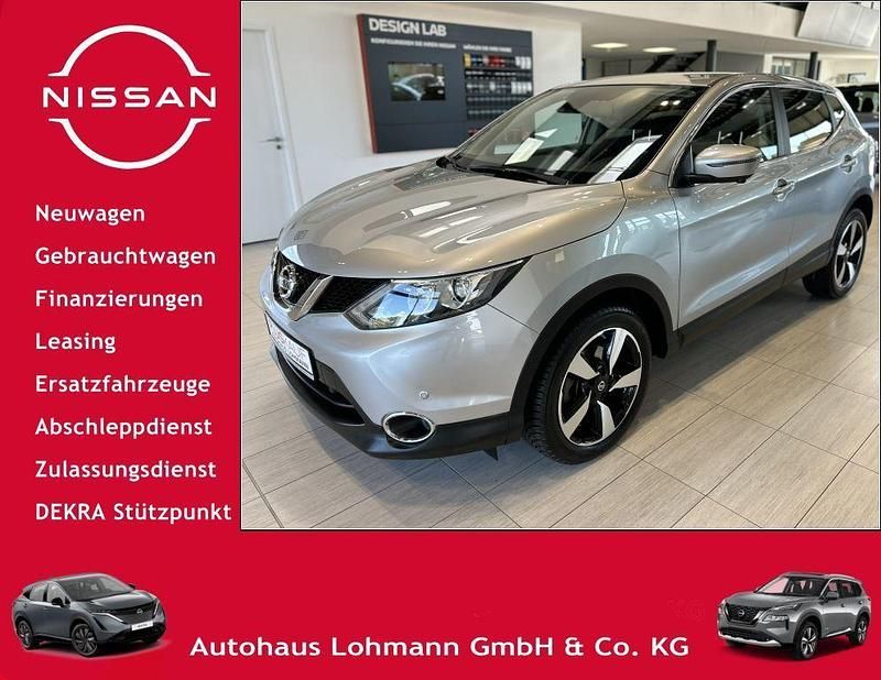 Silver metallic Gebraucht 2017 Nissan Qashqai 360º SUV | 16.950 € (Fairer Preis) - Bild 1/4