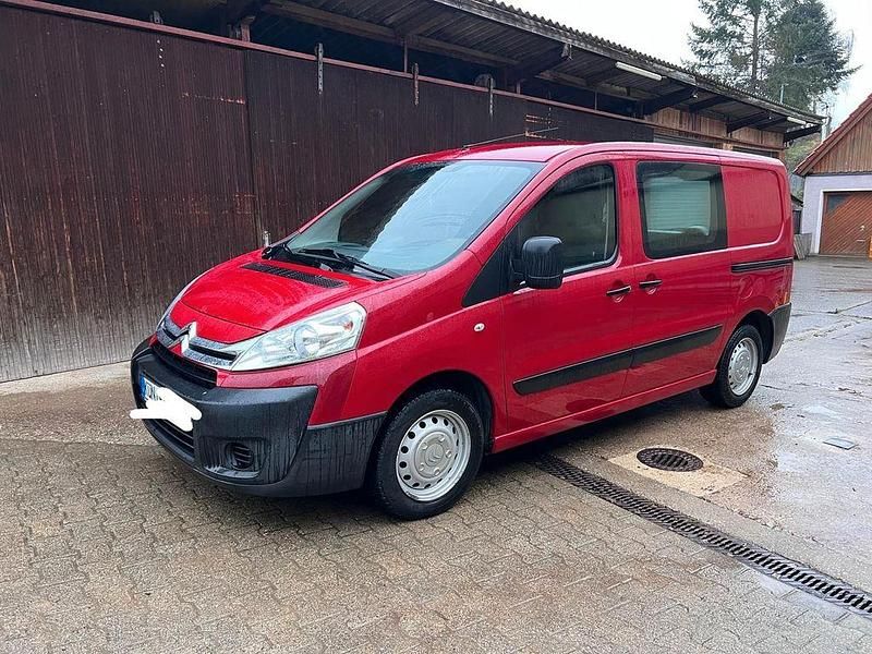 Gebraucht Citroën Jumpy 128 PS (94 kW) 2015 Rot Van / Kleinbus