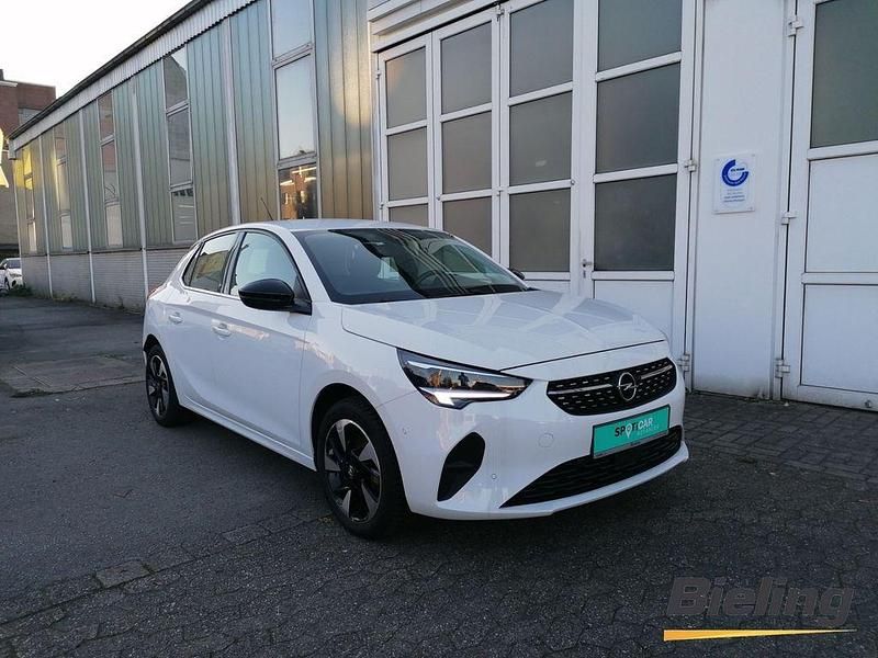 Gebraucht Opel Corsa-e Elegance 100 kW (136 PS) 2022 Uni) (weiss Kleinwagen