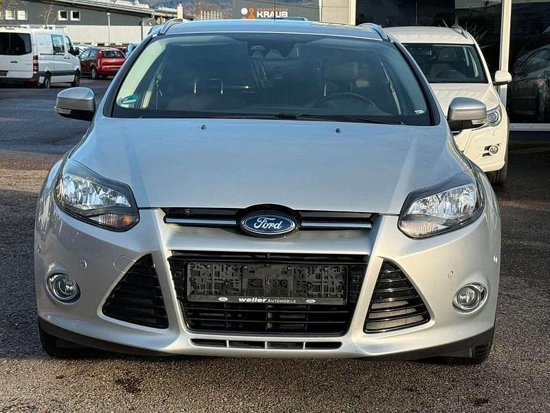 Gebraucht Ford Focus Titanium 116 PS (85 kW) 2014 Grau Kombi