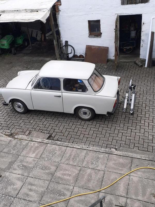 Weiß Gebraucht 1987 Trabant 601 Kleinwagen | 4.200 € - Bild 1/4