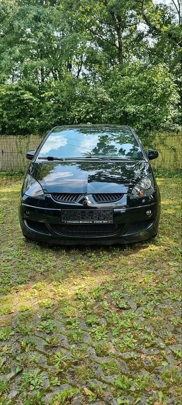 Schwarz Gebraucht 2005 Mitsubishi Colt Kleinwagen | 3.200 € (Etwas zu teuer) - Bild 1/4