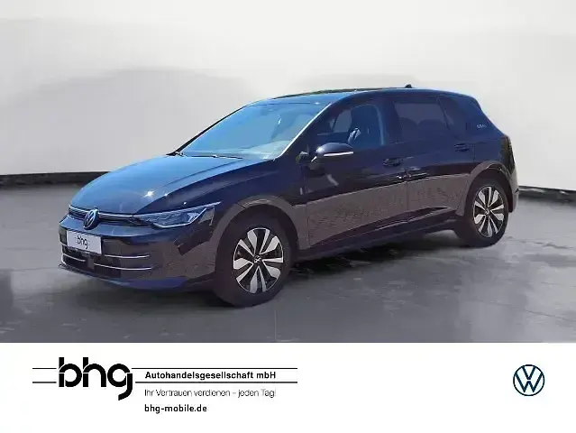 Gebraucht VW Golf VIII Life 150 PS (110 kW) 2025 Limousine