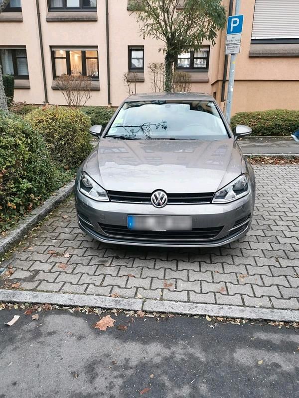 Gebraucht VW Golf VII 105 PS (77 kW) 2013 Kleinwagen