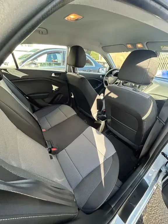 Gebraucht Hyundai i20 Select 75 PS (55 kW) 2019 Kleinwagen