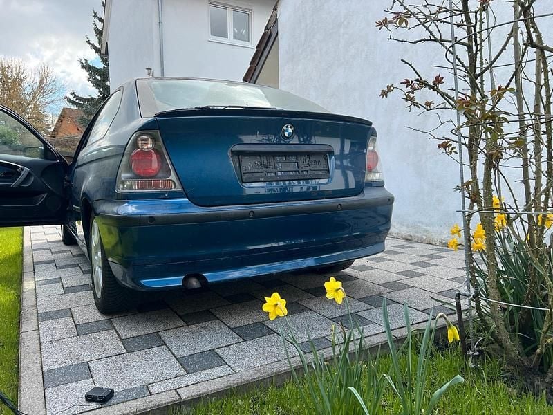 Gebraucht BMW 320 150 PS (110 kW) 2003 Blau Coupé