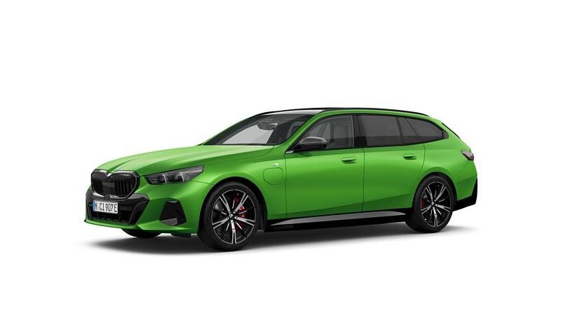 Gebraucht BMW 550e Comfort Edition 313 PS (230 kW) 2026 Kombi