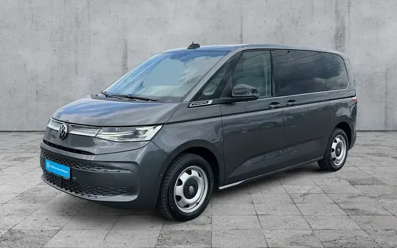 Gebraucht VW Multivan Life 218 PS (160 kW) 2023 Indiumgrau metallic Van / Kleinbus
