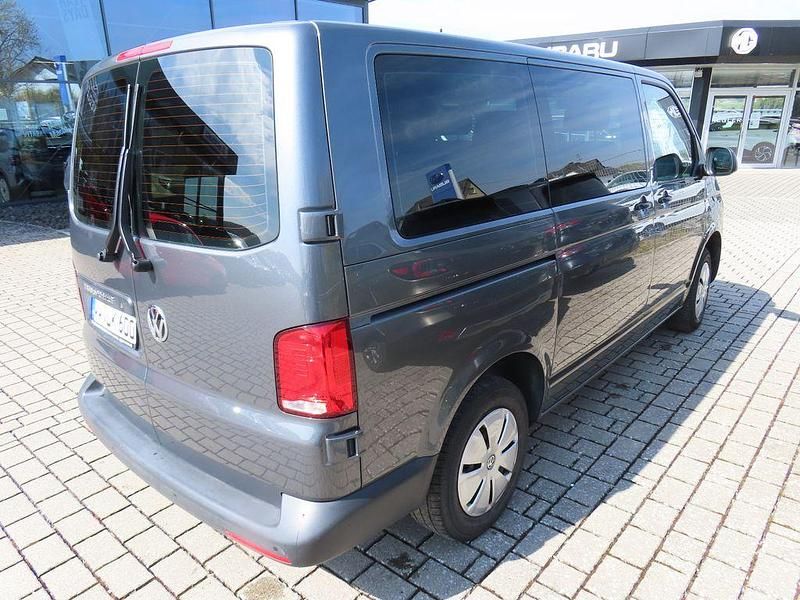 Gebraucht VW Transporter 110 PS (80 kW) 2021 Grau Van