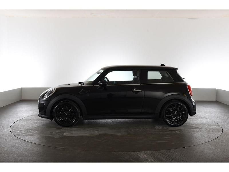 Gebraucht Mini ONE 102 PS (75 kW) 2022 Schwarz Kleinwagen