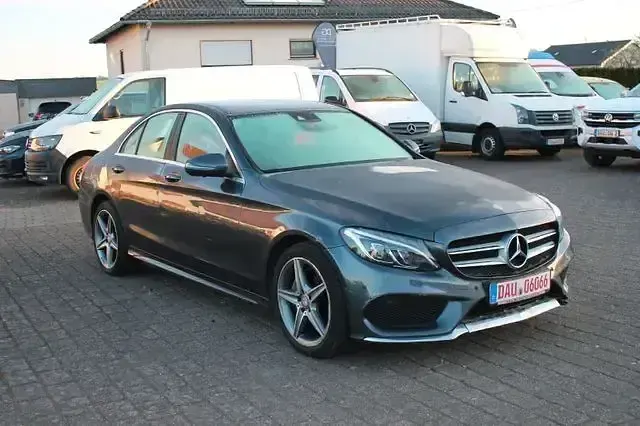 Gebraucht Mercedes C200 AMG line 177 PS (130 kW) 2016 Grau Limousine