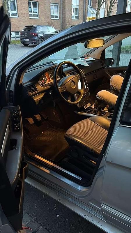 Gebraucht Mercedes B170 116 PS (85 kW) 2007 Van / Kleinbus