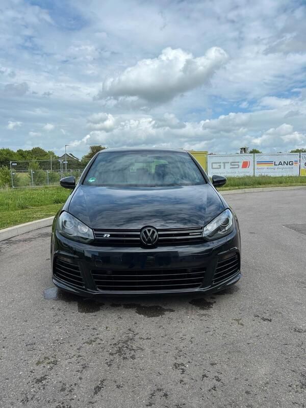Schwarz Gebraucht 2010 VW Golf VI Limousine | 14.000 € - Bild 1/4