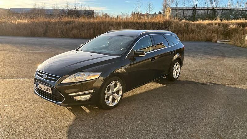 Gebraucht Ford Mondeo Titanium X 200 PS (147 kW) 2013 Schwarz Limousine