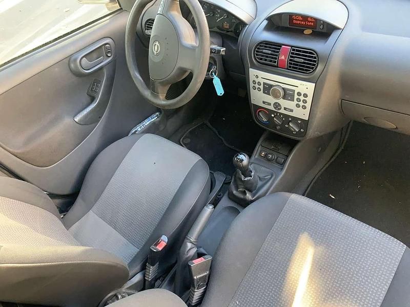 Gebraucht Opel Combo 94 PS (69 kW) 2008 Casabl/arctic/eisweiss/kaolin Van / Kleinbus