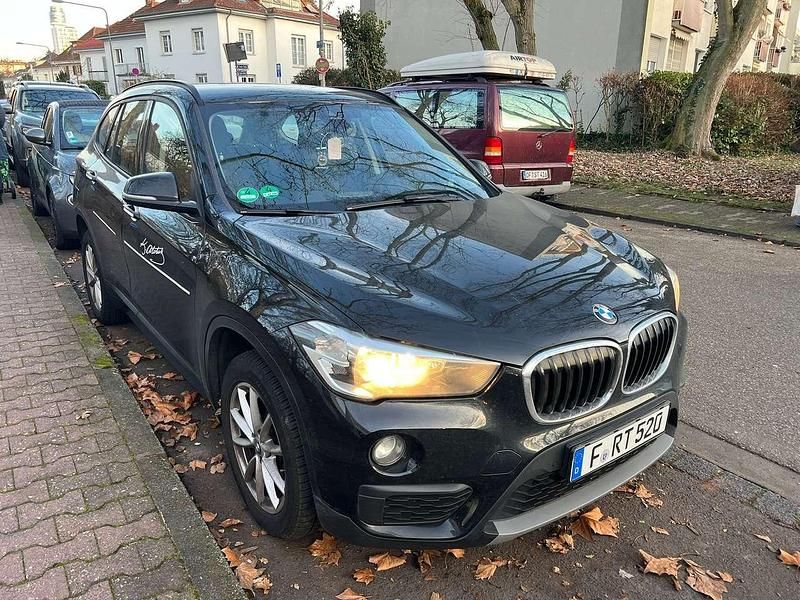 Gebraucht BMW X1 Advantage 140 PS (102 kW) 2019 Schwarz SUV