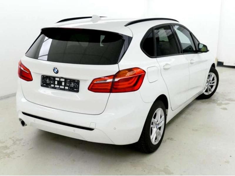 Gebraucht BMW 218 Sport Line 136 PS (100 kW) 2021 Weiß Van / Kleinbus