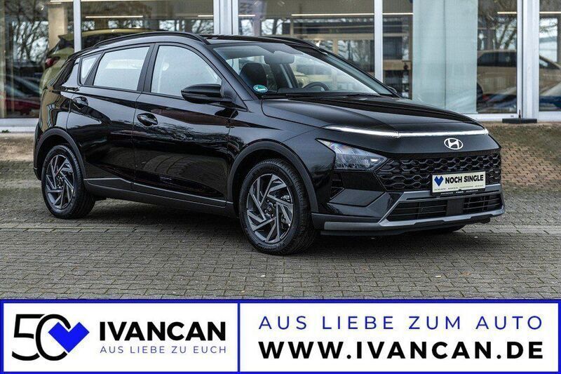 Phantom black Gebraucht 2024 Hyundai Bayon Trend SUV | 21.490 € (Fairer Preis) - Bild 1/4