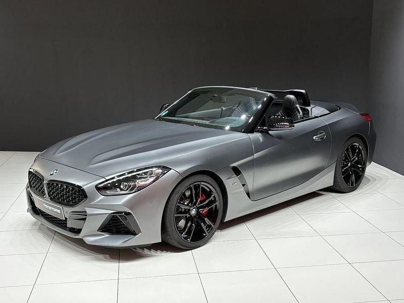 Grau Gebraucht 2024 BMW Z4 M Sport Cabrio | 59.000 € (Teuer) - Bild 1/4