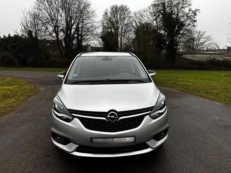 Gebraucht Opel Zafira 140 PS (102 kW) 2017 Silber Van / Kleinbus