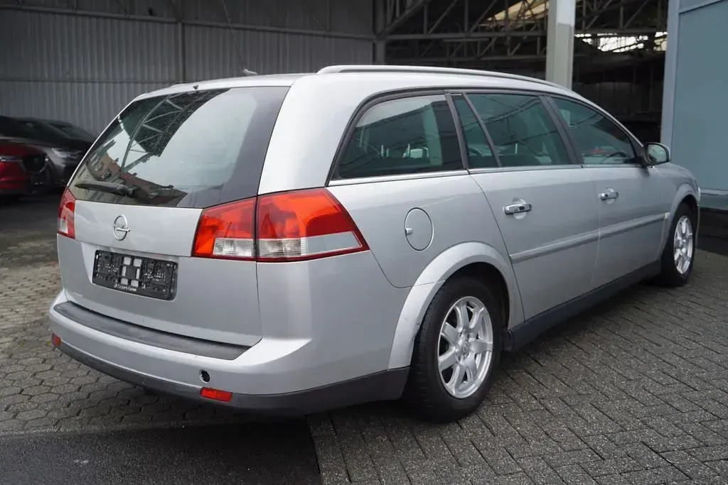 Gebraucht Opel Vectra Cosmo 155 PS (114 kW) 2006 Silber Limousine
