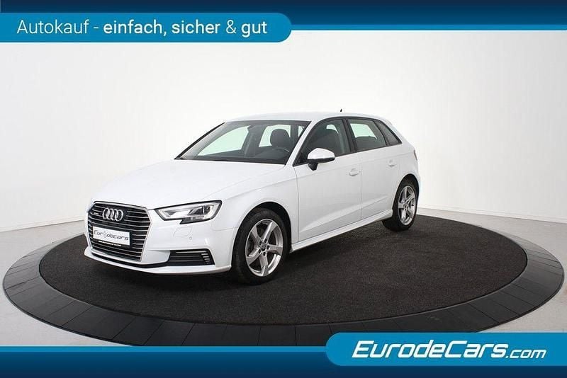 Gebraucht Audi A3 Sport 204 PS (150 kW) 2020 Weiß Limousine