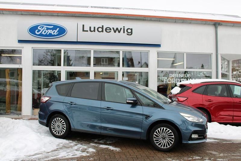Gebraucht Ford S-MAX Trend 165 PS (121 kW) 2020 Blau Van / Kleinbus
