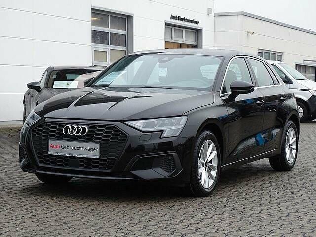 Schwarz Gebraucht 2023 Audi A3 Limousine | 28.900 € (Teuer) - Bild 1/2