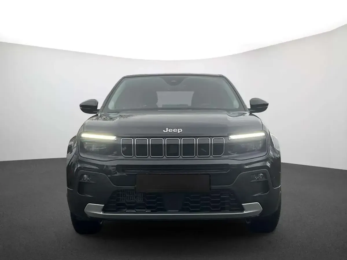 Gebraucht Jeep Avenger Altitude 101 PS (74 kW) 2025 Solid black clear coat SUV