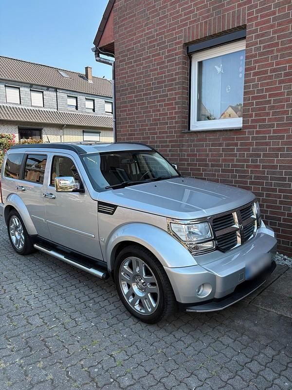 Gebraucht Dodge Nitro 177 PS (130 kW) 2007 Silber SUV