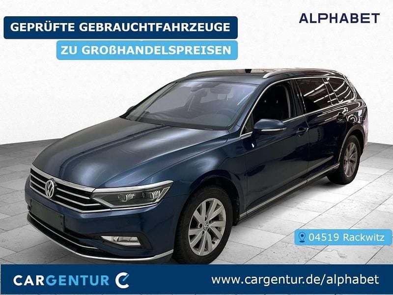 Gebraucht VW Passat Elegance 190 PS (139 kW) 2020 Aquamarinblau (metallic) Kombi