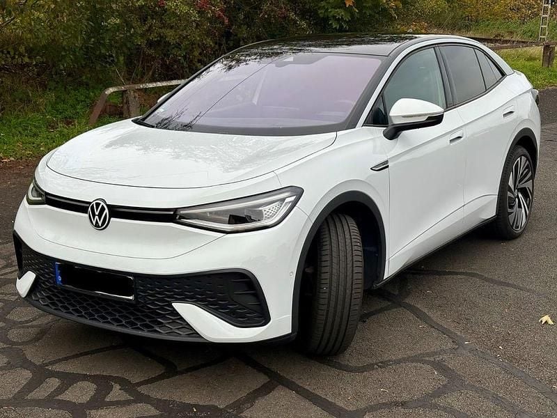Weiß Gebraucht 2023 VW ID.5 Pro SUV | 34.500 € (Fairer Preis) - Bild 1/4